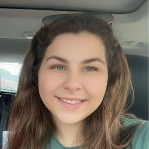 Meet your Posher, Savannah